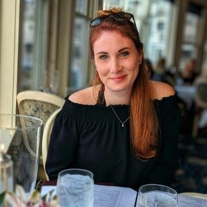 Meet your Posher, Maira